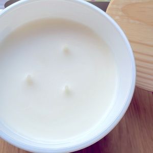 NEW LARGE Scentsational floral 3-wick candle